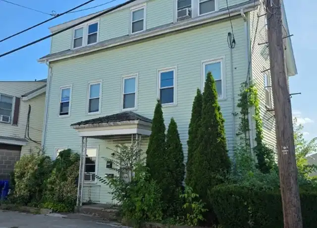 Property at 230 Washington St Unit 2, Central Falls, RI, 02863, 2 beds, 1 bath, [object Object]