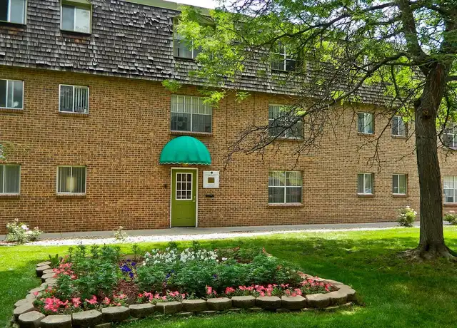 Property at Garden Center - 70 Garden Ctr, Broomfield, CO, 80020, 2 beds, 1 bath, [object Object]