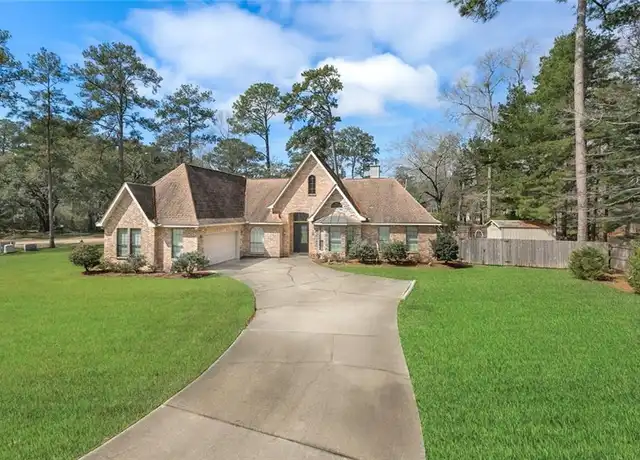 Property at 225 Garden Ave, Mandeville, LA, 70471, 3 beds, 2.5 baths, [object Object]