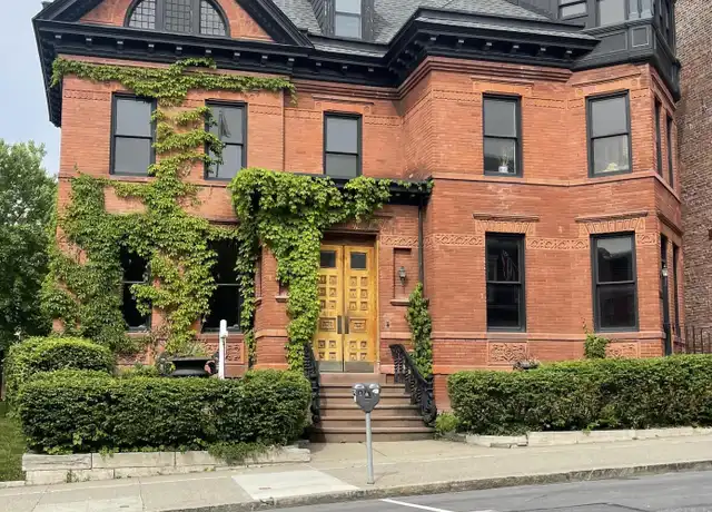 Property at 420 Warren St Unit 3r, Hudson, NY, 12534, 1 bed, 1 bath, [object Object]