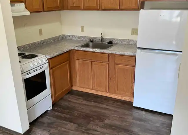 Property at 454 W Dayton St, Madison, WI, 53703, 1 bed, 1 bath, [object Object]
