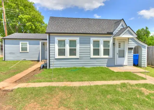 Property at 471 Elm Ave Unit 1/2, Norman, OK, 73069, 2 beds, 2 baths, [object Object]