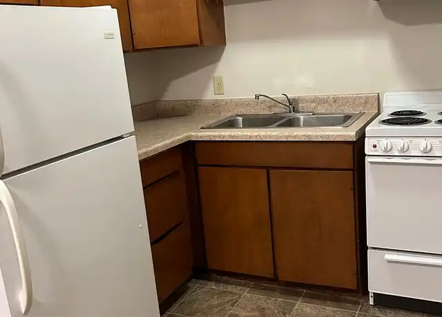 Property at 1712 Continental Dr Unit 107, Grand Forks, ND, 58201, 1 bed, 1 bath, [object Object]