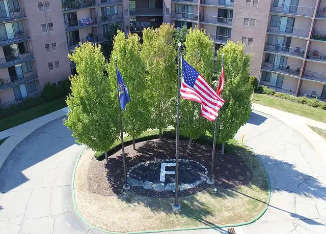 Property at The Franklin - 28675 Franklin Rd, Southfield, MI, 48034, 0-2 beds, 1-2 bath, [object Object]