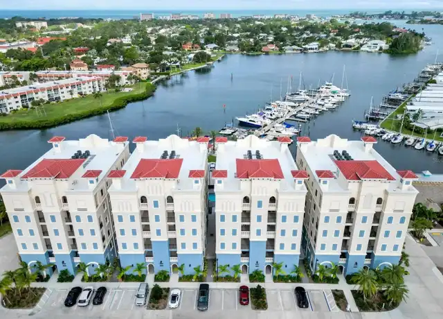 Property at 505 Tamiami Trl N #202, Venice, FL, 34285, 3 beds, 2 baths, [object Object]