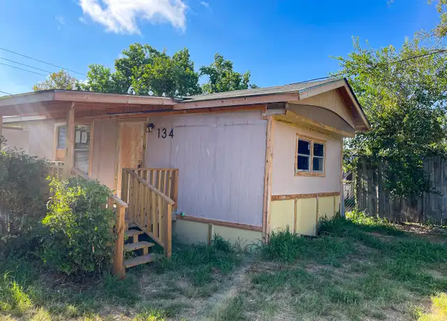 Property at 128 Winship Rd Unit 134, Pleasanton, TX, 78064, 2 beds, 1 bath, [object Object]
