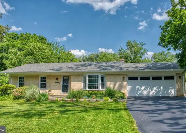 Property at 11817 Trailridge Dr, Potomac, MD, 20854, 4 beds, 3 baths, [object Object]