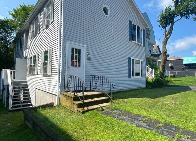 Photo of 1341 Main St Unit 1R, Worcester, MA 01603