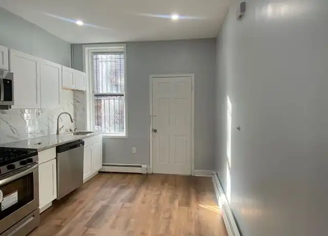 Property at 1409 New York Ave Unit 1L, Union City, NJ, 07087, 1 bed, 1 bath, [object Object]