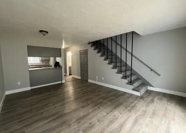 Property at 15139 SE Powell Blvd Unit 16, Portland, OR, 97236, 2 beds, 1.5 baths, [object Object]