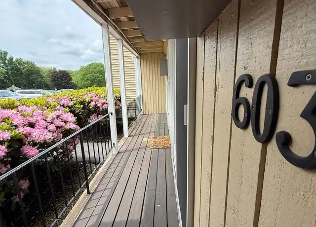 Property at 603 Cocheco Ct, Dover, NH, 03820, 1 bed, 1 bath, [object Object]