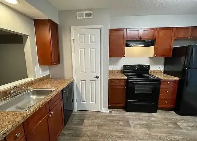 Property at Nova Ridge Apartments - 4929 Arborwood Dr, Charlotte, NC, 28208, 1-2 bed, 1-1.5 bath, [object Object]