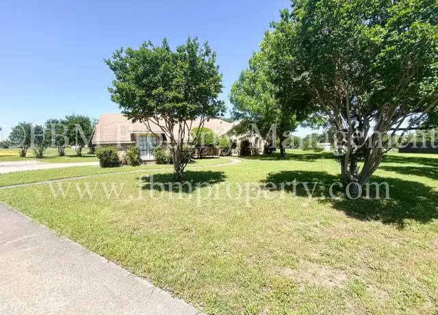 Property at 103 Oak Creek Ct, Waxahachie, TX, 75165, 4 beds, 2 baths, [object Object]