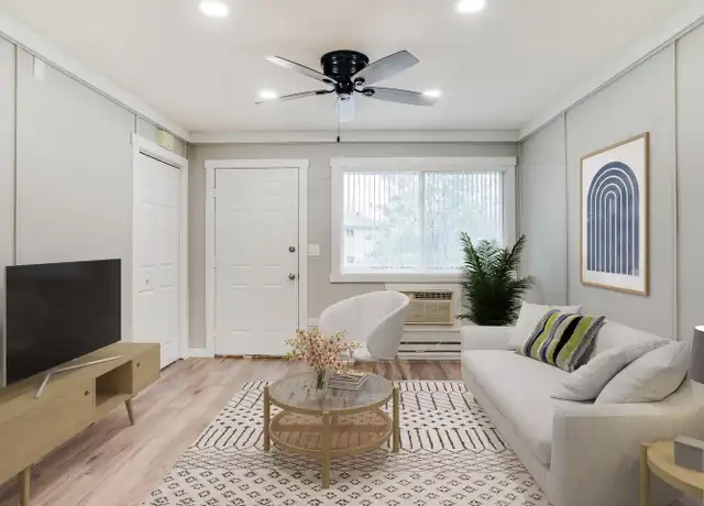 Property at 3223 E Main St Unit 7, Onalaska, WI, 54650, 2 beds, 1 bath, [object Object]