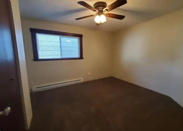 Property at 606 N Chestnut St, Spokane, WA, 99201, 1 bed, 1 bath, [object Object]