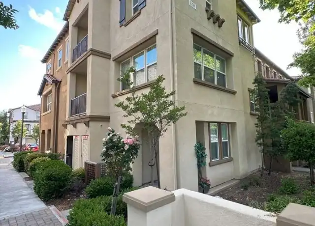 Property at 691 N Capitol Ave #7, San Jose, CA, 95133, 2 beds, 2.5 baths, [object Object]