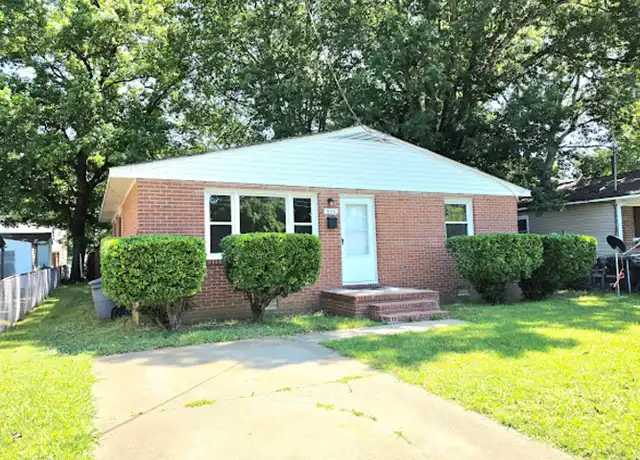 Property at 828 Ridgeway Ave, Hampton, VA, 23661, 3 beds, 1 bath, [object Object]