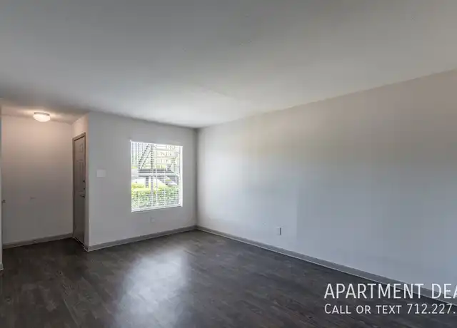 Property at 1024 Sandpiper Dr Unit 4363, Houston, TX, 77096, 1 bed, 1 bath, [object Object]
