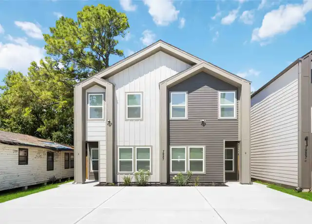 Property at 7987 Chateau St Unit B, Houston, TX, 77028, 3 beds, 2.5 baths, [object Object]