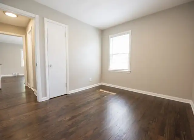 Property at 5976 Hodgman Dr, Cleveland, OH, 44130, 3 beds, 2 baths, [object Object]