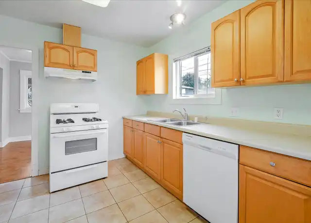 Property at 726 Seabright Ave, Santa Cruz, CA, 95062, 2 beds, 1 bath, [object Object]