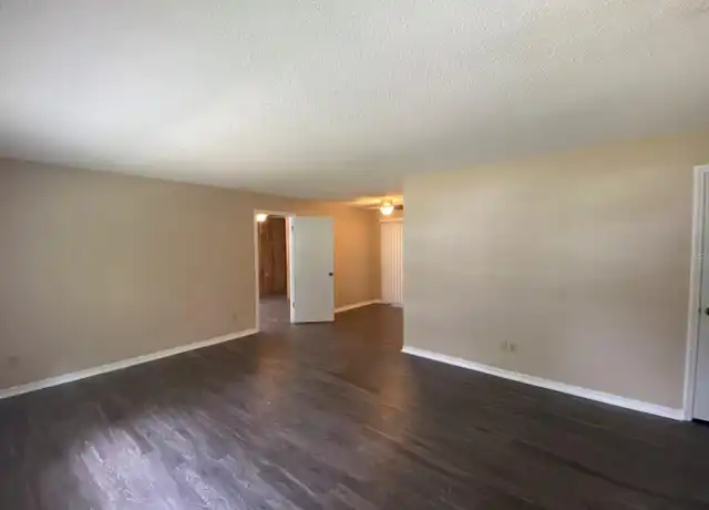 Property at 3236 NE 17th Ter, Ocala, FL, 34479, 2 beds, 2 baths, [object Object]