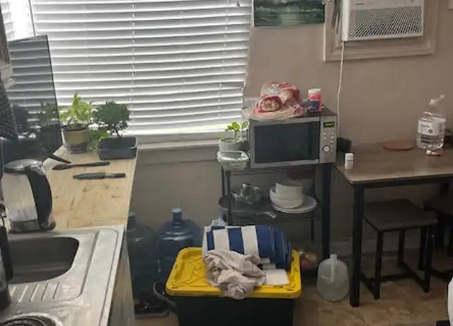 Property at 16 S H St, Lake Worth Beach, FL, 33460, 1 bed, 1 bath, [object Object]