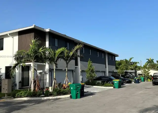 Property at 4627 SW 32nd Ave Unit 2C, Fort Lauderdale, FL, 33312, 4 beds, 2.5 baths, [object Object]