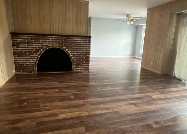 Property at 275 Green St Unit 4E6, Beverly, NJ, 08010, 2 beds, 1 bath, [object Object]