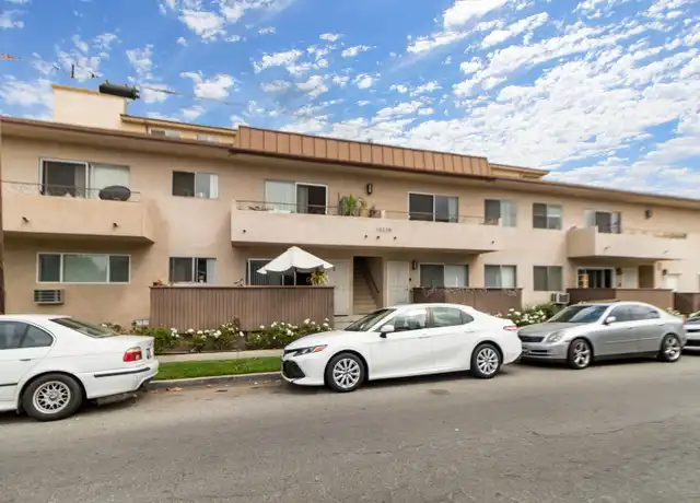 Property at 10225 Regent St Unit 5, Los Angeles, CA, 90034, 2 beds, 1.5 baths, [object Object]