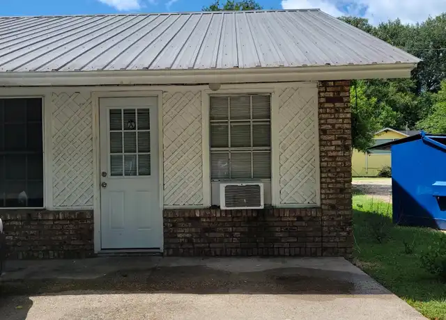 Property at 127 W 2nd Ave Unit A, Petal, MS, 39465, 1 bed, 1 bath, [object Object]