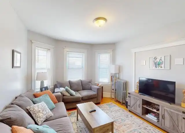 Property at 19 Harris Rd, Medford, MA, 02155, 3 beds, 2 baths, [object Object]