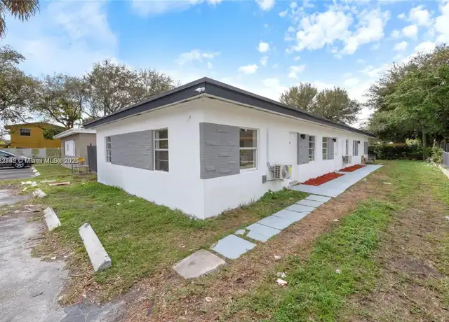 Property at 417 NW 15th Ave Unit 1-3, Fort Lauderdale, FL, 33311, 2 beds, 1 bath, [object Object]