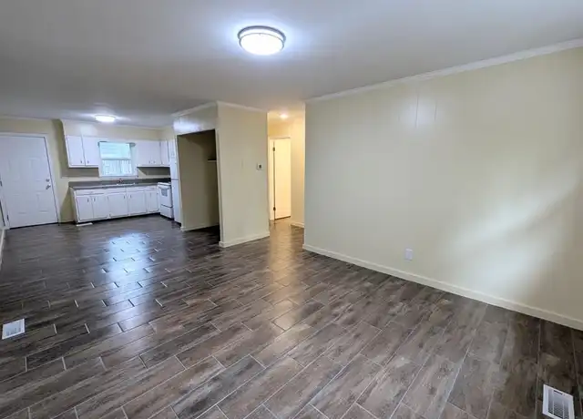 Property at 109 White St Unit A, Thomasville, NC, 27360, 2 beds, 1 bath, [object Object]
