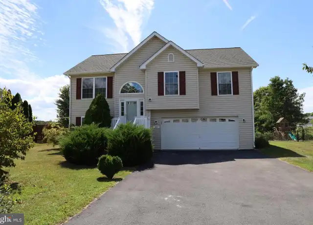 Property at 92 Embassy Ct, Martinsburg, WV, 25405, 4 beds, 3 baths, [object Object]
