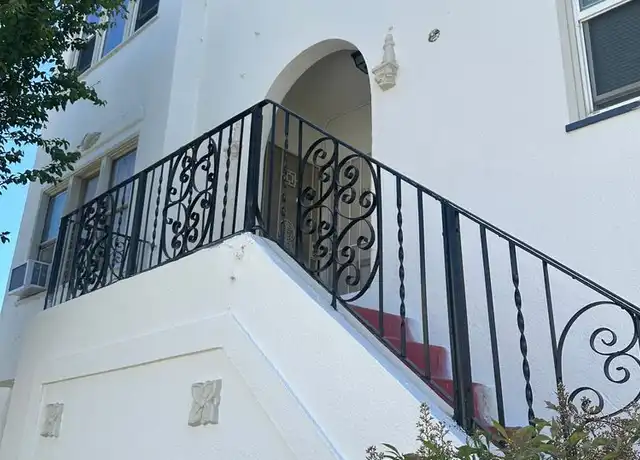 Property at 1011 E 22nd St, Oakland, CA, 94606, 1 bed, 1 bath, [object Object]