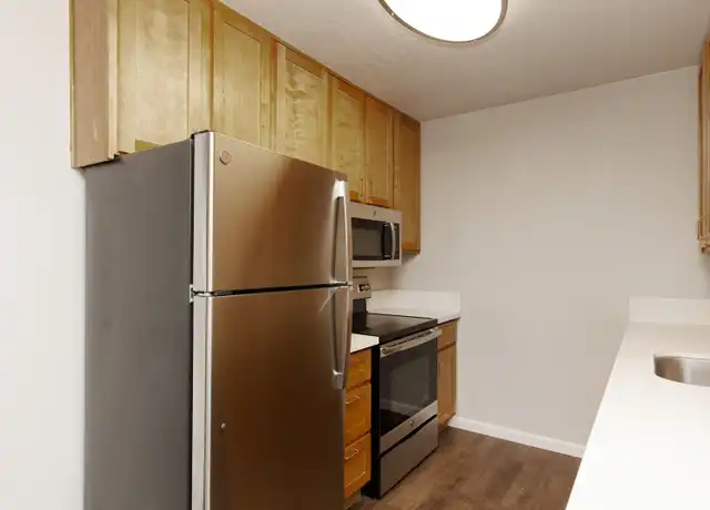 Property at 20928 Wilbeam Ave Unit 32, Castro Valley, CA, 94546, 1 bed, 1 bath, [object Object]
