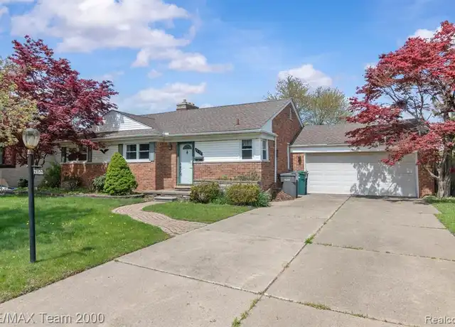 Property at 25152 Fairway Dr, Dearborn, MI, 48124, 3 beds, 2 baths, [object Object]