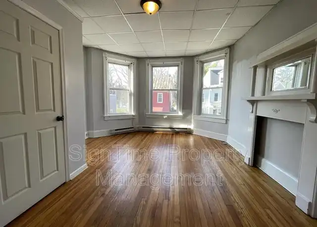 Property at 238 Summit Ave Unit 5, Hagerstown, MD, 21740, 1 bed, 1 bath, [object Object]