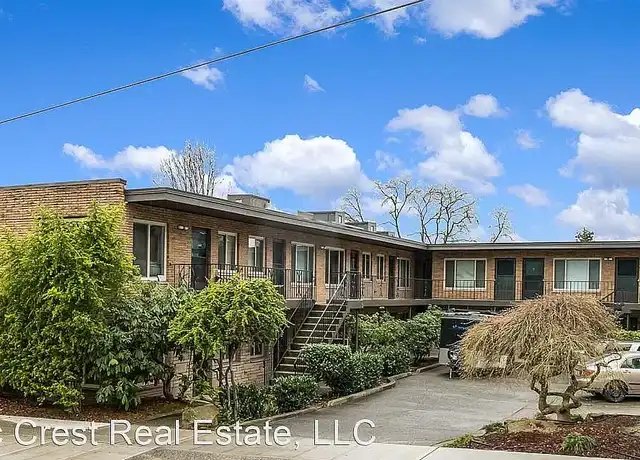 Property at 14th Ave Apartments - 121 14th Ave E, Seattle, WA, 98112, 1 bed, 1 bath, [object Object]