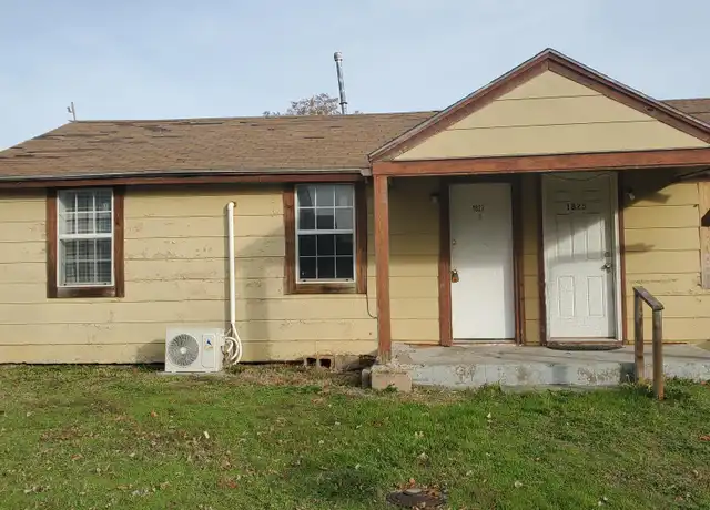 Property at 1827 N 2nd St Unit 1, Enid, OK, 73701, 2 beds, 1 bath, [object Object]