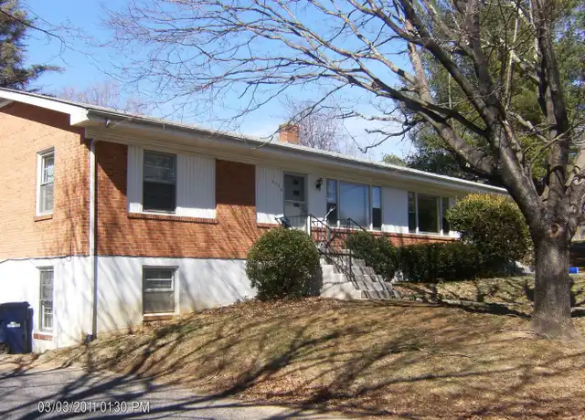Property at 315 Reynolds Ave Unit A, Blacksburg, VA, 24060, 2 beds, 1 bath, [object Object]