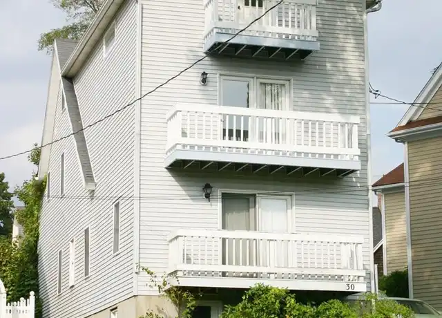 Property at 30 Woodland Dr Unit 2, Greenwich, CT, 06830, 2 beds, 2 baths, [object Object]