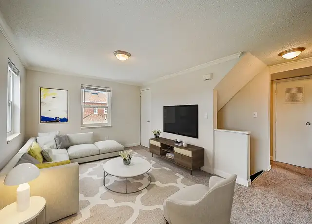 Photo of 1755 S 20th St, Columbus, OH 43207