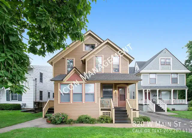 Property at 820 W Main St Unit 3, Kalamazoo, MI, 49007, 1 bed, 1 bath, [object Object]