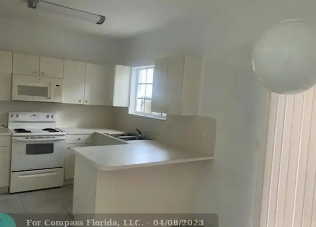 Property at 2728 NE 3rd Ct, Homestead, FL, 33033, 3 beds, 2 baths, [object Object]