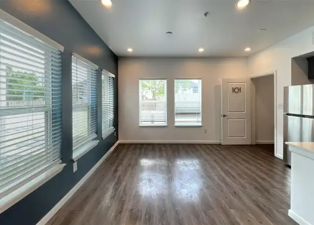 Property at 1916 Calumet St Unit 103, Houston, TX, 77004, 1 bed, 1 bath, [object Object]