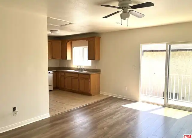 Property at 1256 W 25th St Unit B, Los Angeles, CA, 90007, 2 beds, 1 bath, [object Object]