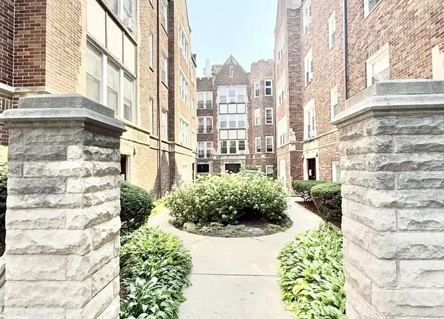 Property at 2801 W Lunt Ave Unit H3, Chicago, IL, 60645, 1 bed, 1 bath, [object Object]