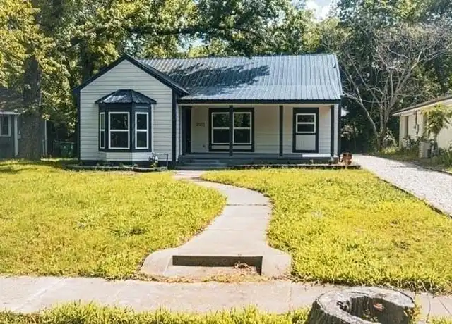 Property at 2011 Walworth St, Greenville, TX, 75401, 3 beds, 2 baths, [object Object]